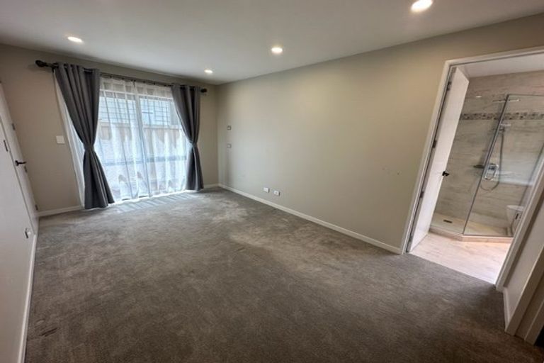 Photo of property in 4 Turutu Place, Long Bay, Auckland, 0630