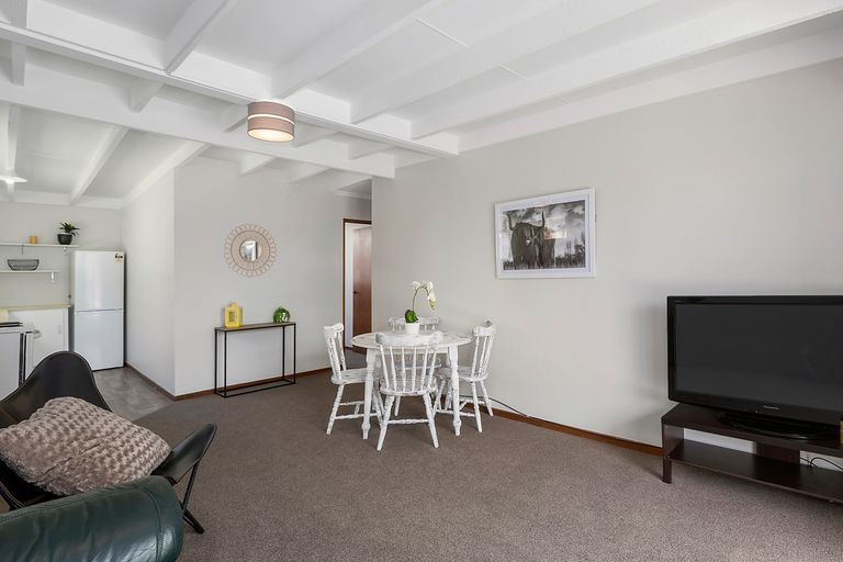 Photo of property in 253b Oxford Street, South Dunedin, Dunedin, 9012