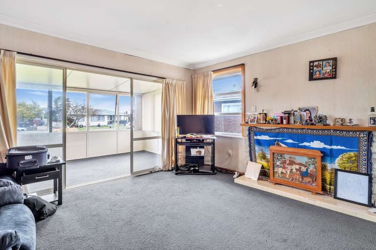 Photo of property in 2 Elizabeth Street, Levin, 5510