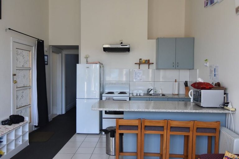 Photo of property in 16 Austin Street, Mount Victoria, Wellington, 6011