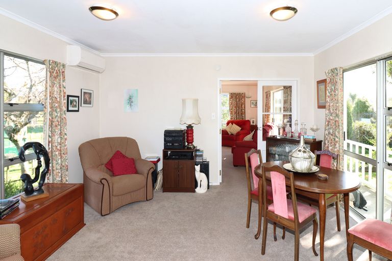 Photo of property in 8 Lincoln Road, Carterton, 5713