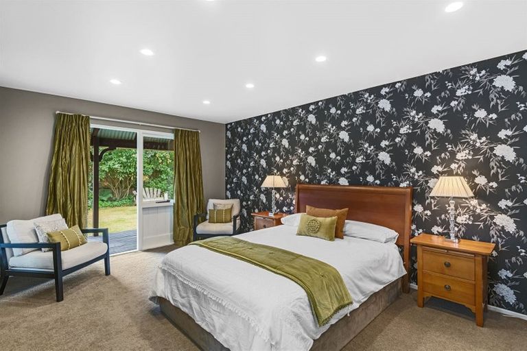 Photo of property in 17b Crosdale Place, Burnside, Christchurch, 8042