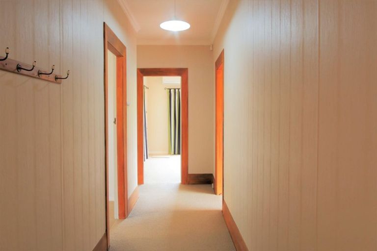 Photo of property in 32 Victoria Avenue, Dannevirke, 4930