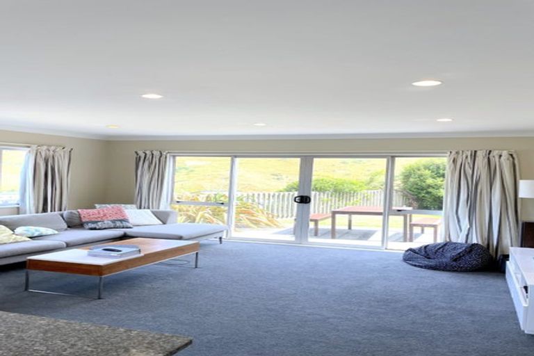 Photo of property in 5 Gifford Grove, Churton Park, Wellington, 6037