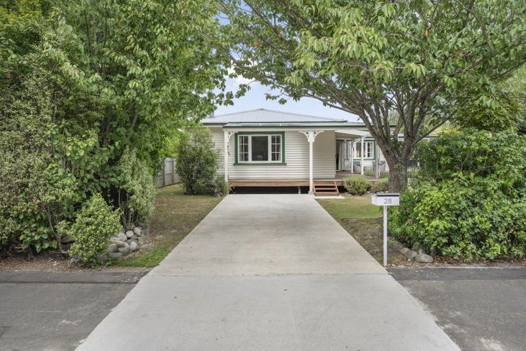 Photo of property in 28 Kuratawhiti Street, Greytown, 5712
