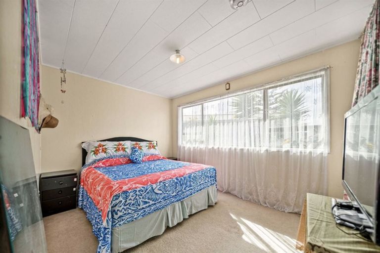 Photo of property in 20 Watchfield Close, Mangere, Auckland, 2022