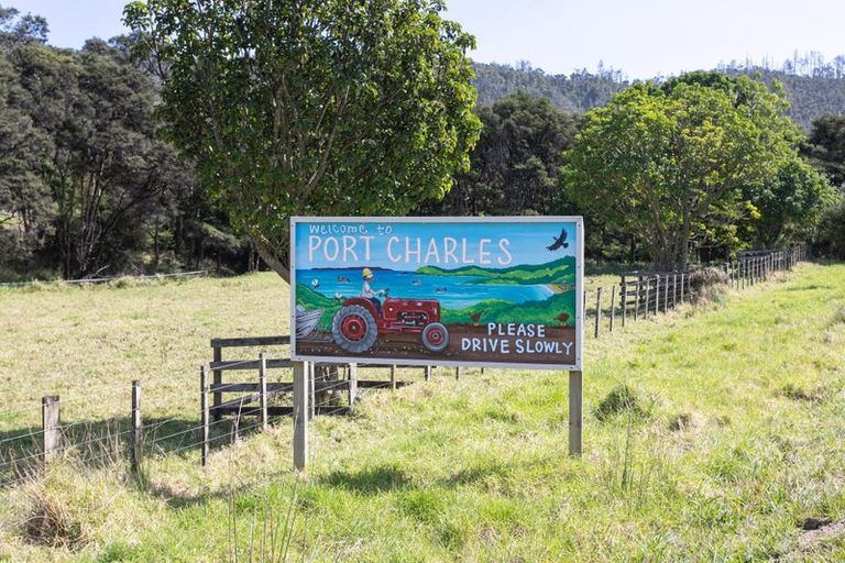 Photo of property in 1447b Port Charles Road, Port Charles, Coromandel, 3584