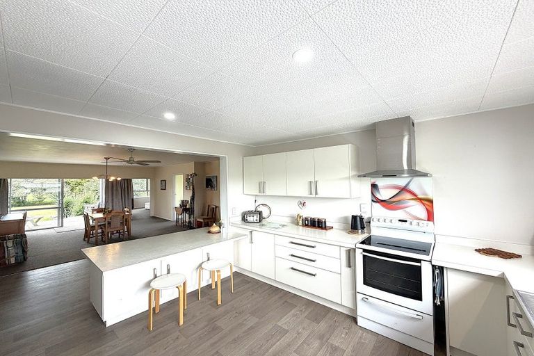 Photo of property in 1034 Pouto Road, Te Kopuru, 0391