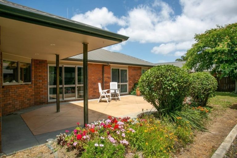 Photo of property in 37 Oaklands Drive, Cambridge, 3434