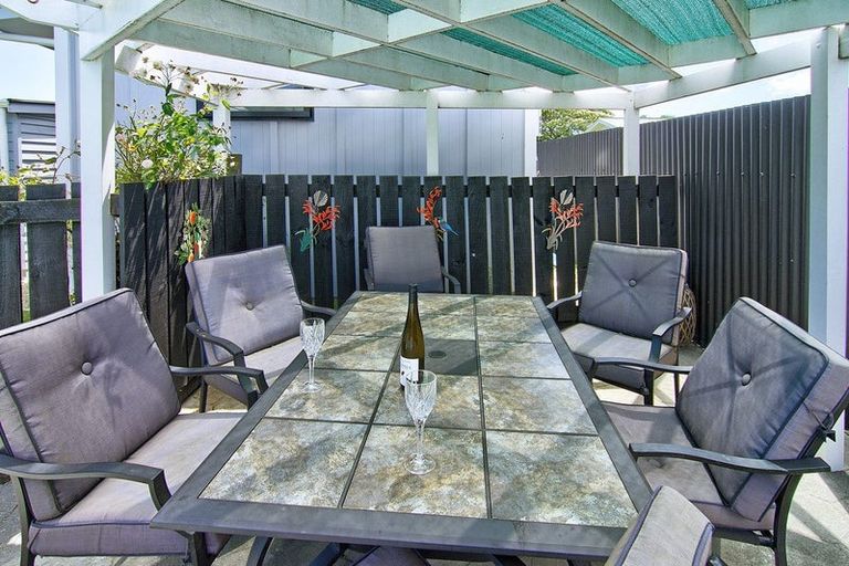 Photo of property in 19 Manchester Street, Solway, Masterton, 5810