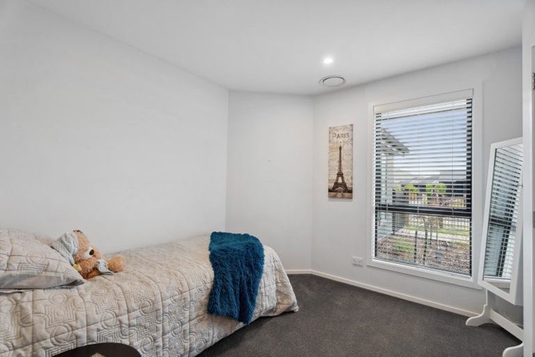 Photo of property in 1 Ashenhurst Way, Lower Shotover, Queenstown, 9304