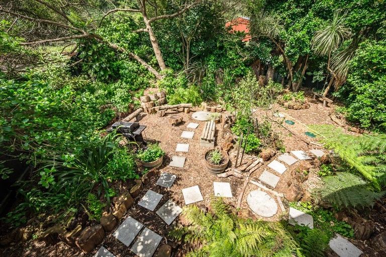 Photo of property in 66 Tilley Road, Paekakariki, 5034