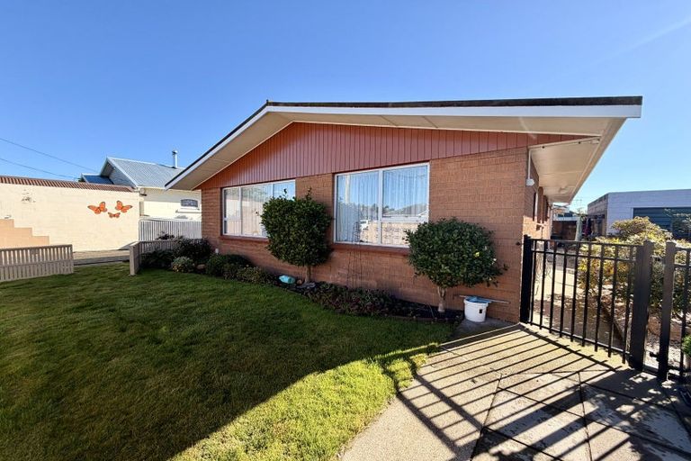 Photo of property in 24 Witham Street, Oamaru North, Oamaru, 9400