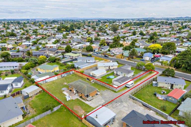 Photo of property in 18 President Avenue, Papakura, 2110