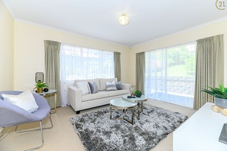 Photo of property in 28 Santa Ana Drive, Dannemora, Auckland, 2016
