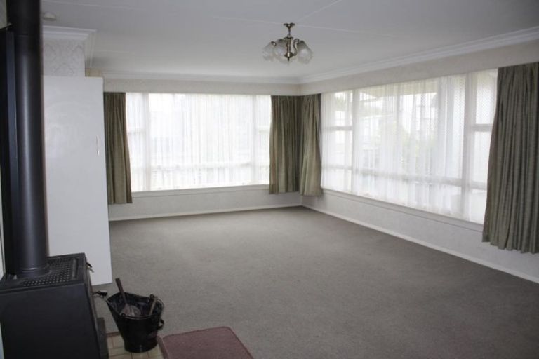 Photo of property in 16 Opie Street, Waimate, 7924