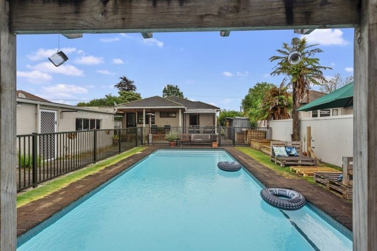 Photo of property in 250 Fox Street, Hamilton East, Hamilton, 3216