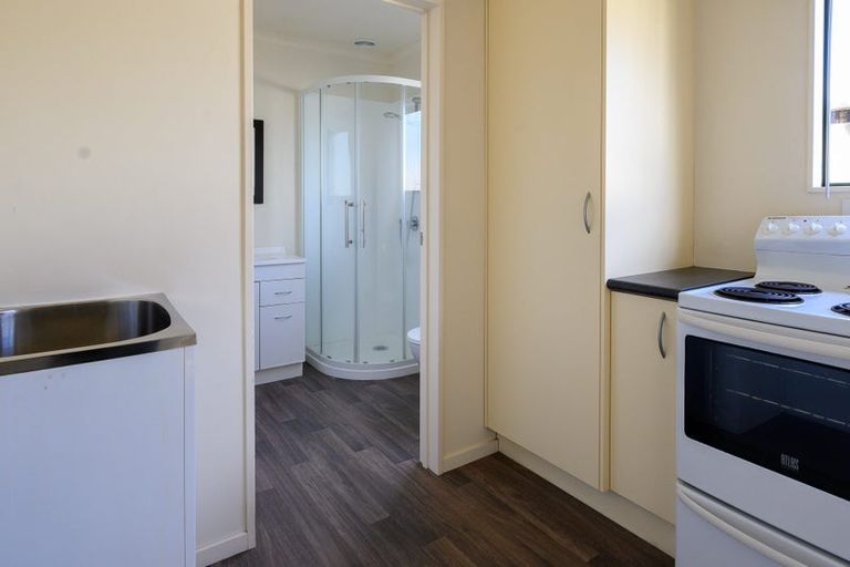 Photo of property in 37 Vardon Road, St Andrews, Hamilton, 3200