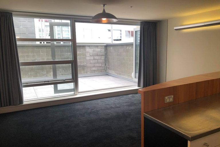 Photo of property in St Pauls Apartments, 3/43 Mulgrave Street, Thorndon, Wellington, 6011