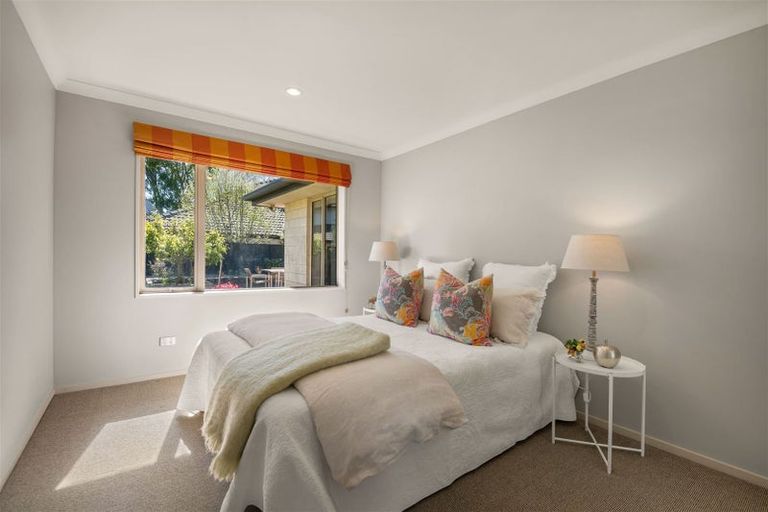 Photo of property in 52 Skyedale Drive, Harewood, Christchurch, 8051