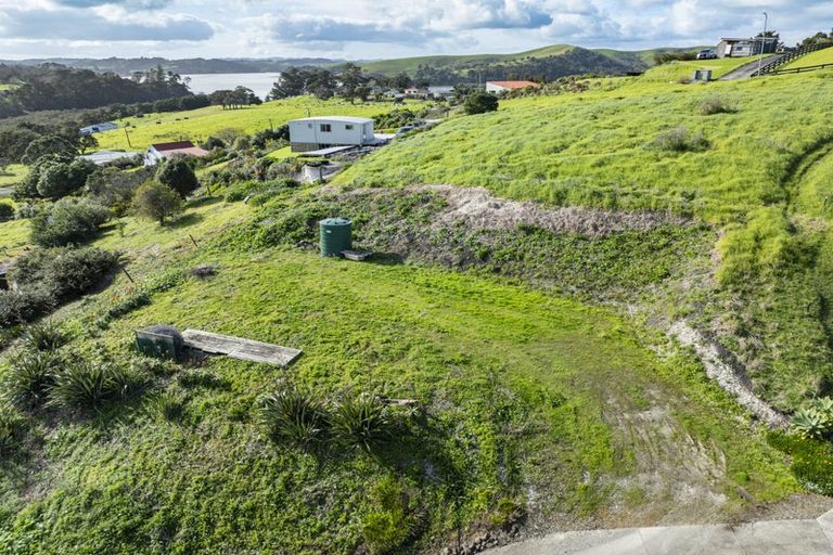 Photo of property in 17 Dem Road, Pahi, Paparoa, 0571