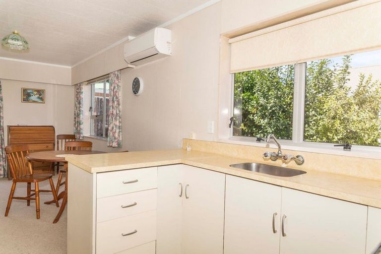 Photo of property in 19c Tennyson Street, Dannevirke, 4930