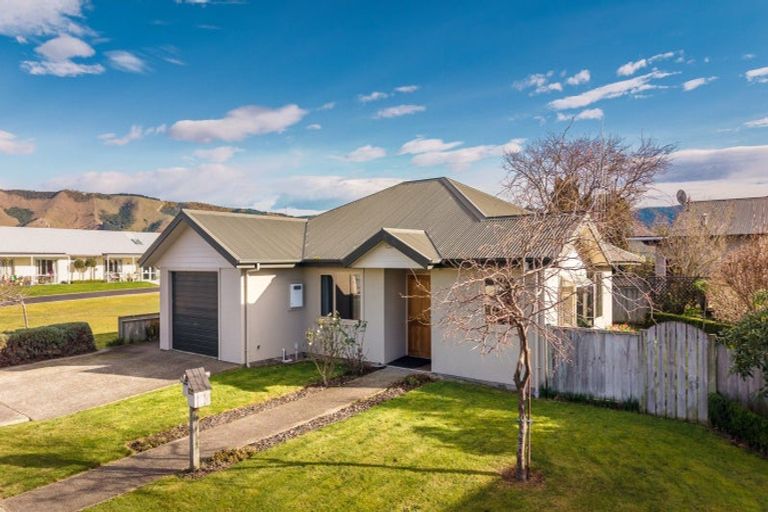 Photo of property in 14a Innes Street, Waimate, 7924