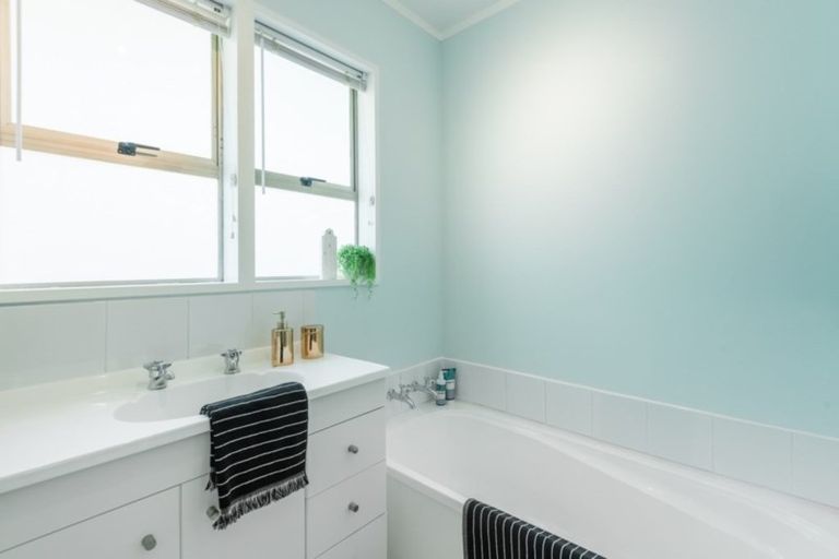 Photo of property in 1/40 Paremata Street, Atawhai, Nelson, 7010