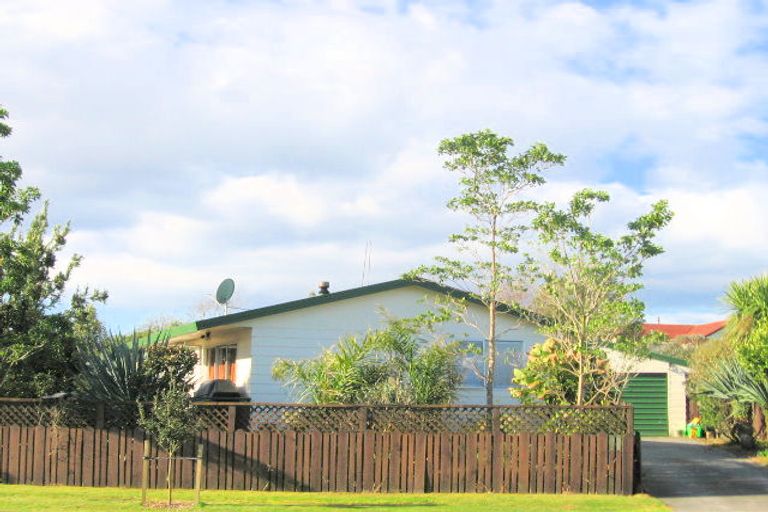 Photo of property in 69 Topaz Drive, Papamoa Beach, Papamoa, 3118