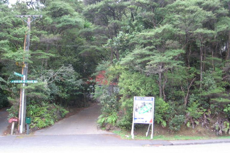 Photo of property in 2 Takahe Road, Titirangi, Auckland, 0604