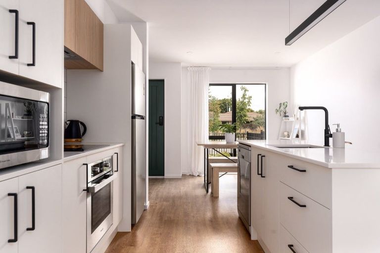 Photo of property in 44 Miromiro Street, Broomfield, Christchurch, 8042