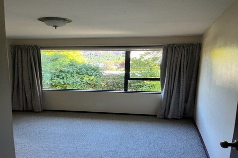 Photo of property in 2 Jenkins Place, Arrowtown, 9302