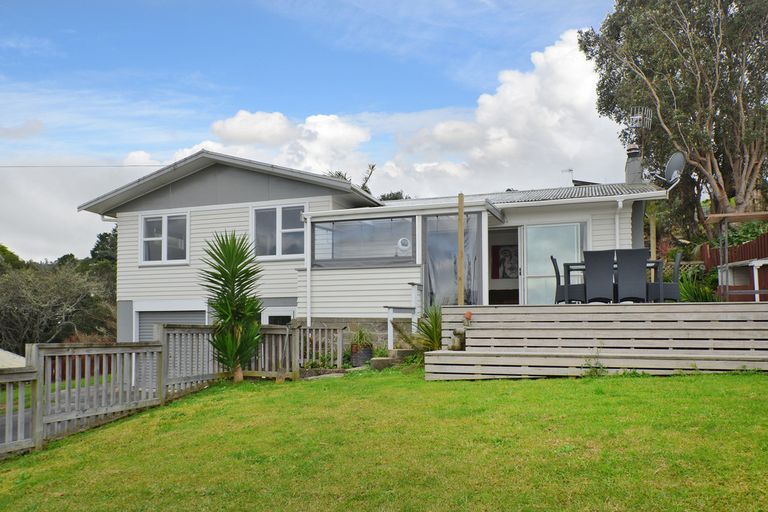 Photo of property in 15 Tanekaha Drive, Parahaki, Whangarei, 0112