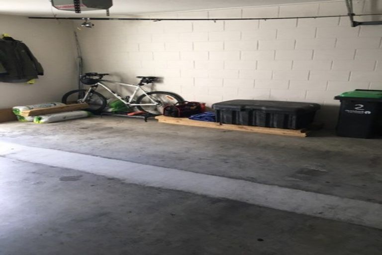 Photo of property in 2/24 Harman Street, Addington, Christchurch, 8024