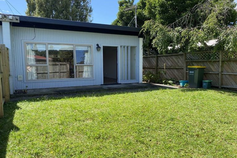 Photo of property in 15b Anthony Crescent, Bader, Hamilton, 3206