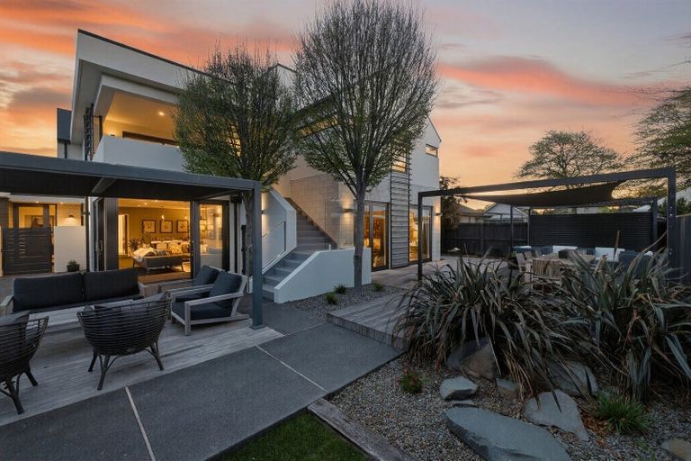 Photo of property in 17 Chesterfield Place, Rangiora, 7400