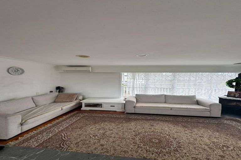 Photo of property in 152 Ennis Avenue, Pakuranga Heights, Auckland, 2010