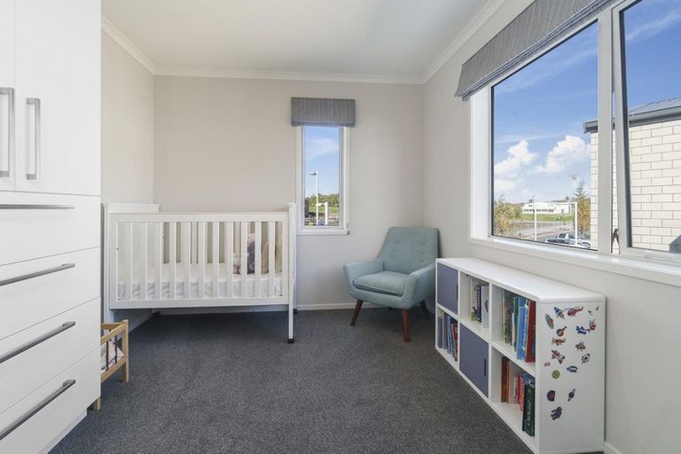 Photo of property in 15 Poaka Road, Hobsonville, Auckland, 0616