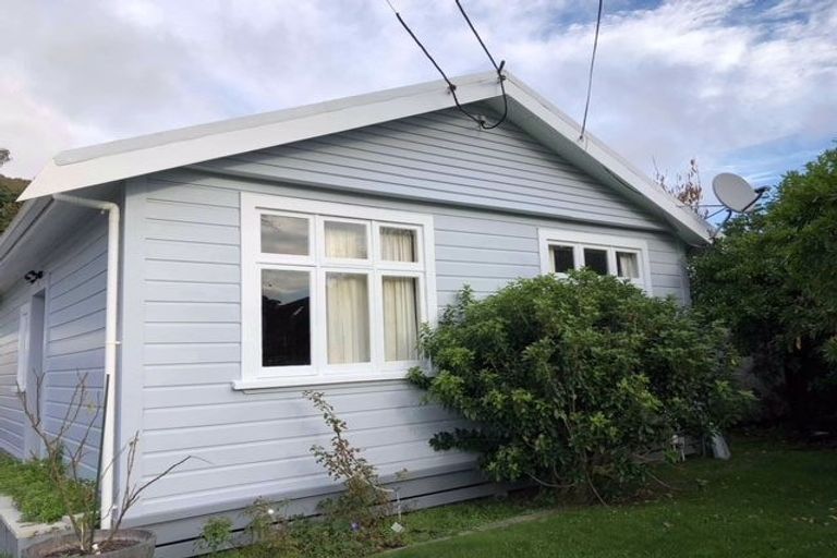 Photo of property in 65 Wyndrum Avenue, Waterloo, Lower Hutt, 5011