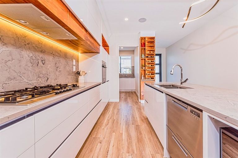 Photo of property in 14 Hato Road, Hobsonville, Auckland, 0616