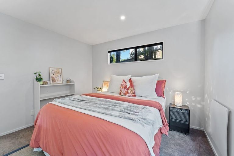 Photo of property in 2/24 Heathcote Road, Castor Bay, Auckland, 0620