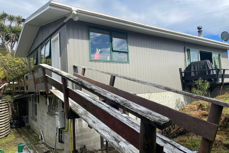 Photo of property in 35 Excelsior Road, Halfmoon Bay / Oban, Stewart Island, 9818