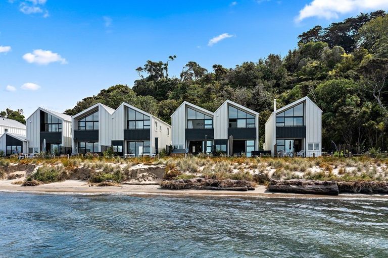 Photo of property in 46 Boathouse Bay Lane, Snells Beach, 0920