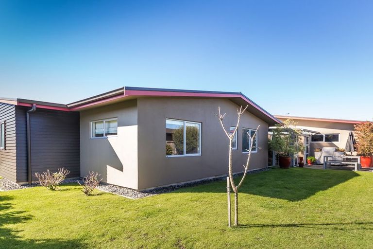 Photo of property in 212 Acacia Bay Road, Nukuhau, Taupo, 3330