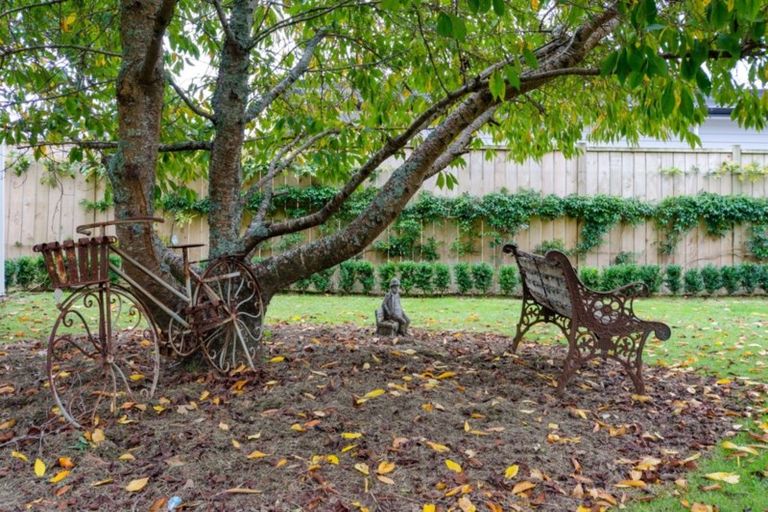 Photo of property in 65 Tapu Road, Huapai, Kumeu, 0810