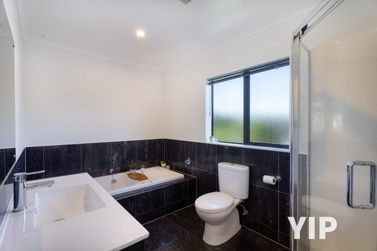 Photo of property in 59 Te Puia Drive, Aotea, Porirua, 5024