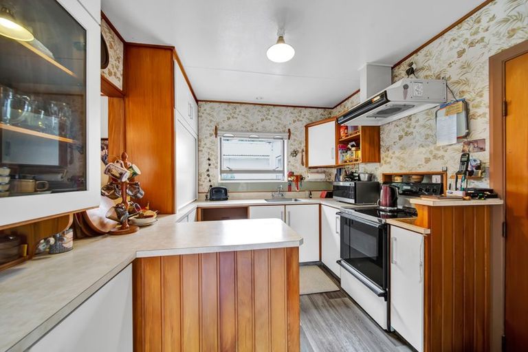 Photo of property in 149 South Road, Hawera, 4610