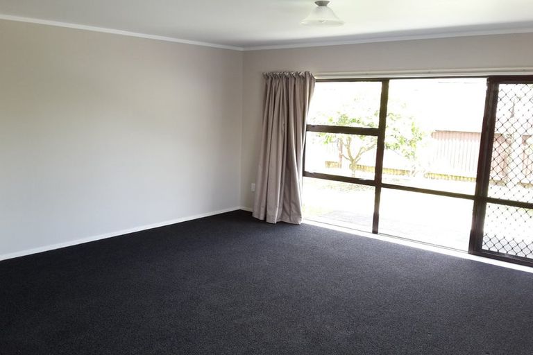 Photo of property in 2/974 Bank Street, Te Awamutu, 3800