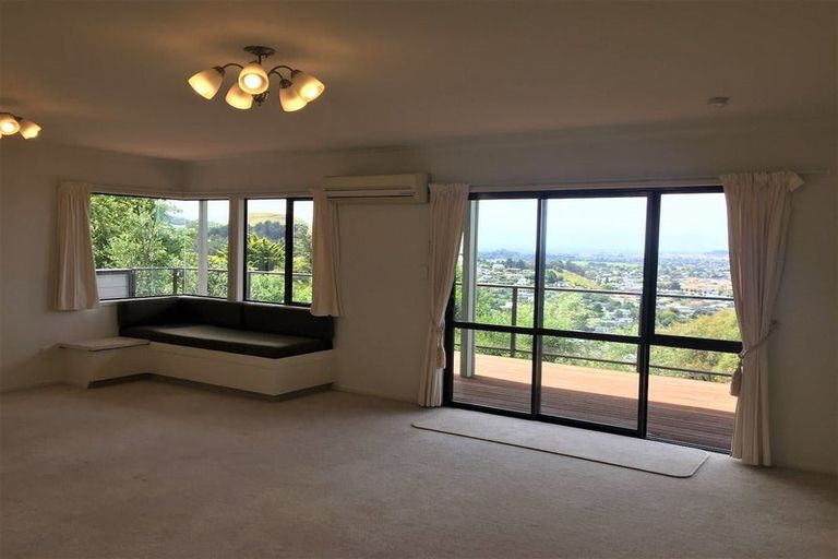 Photo of property in 120 Puketapu Road, Taradale, Napier, 4112