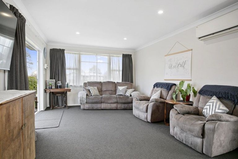 Photo of property in 13 Browning Street, Leamington, Cambridge, 3432